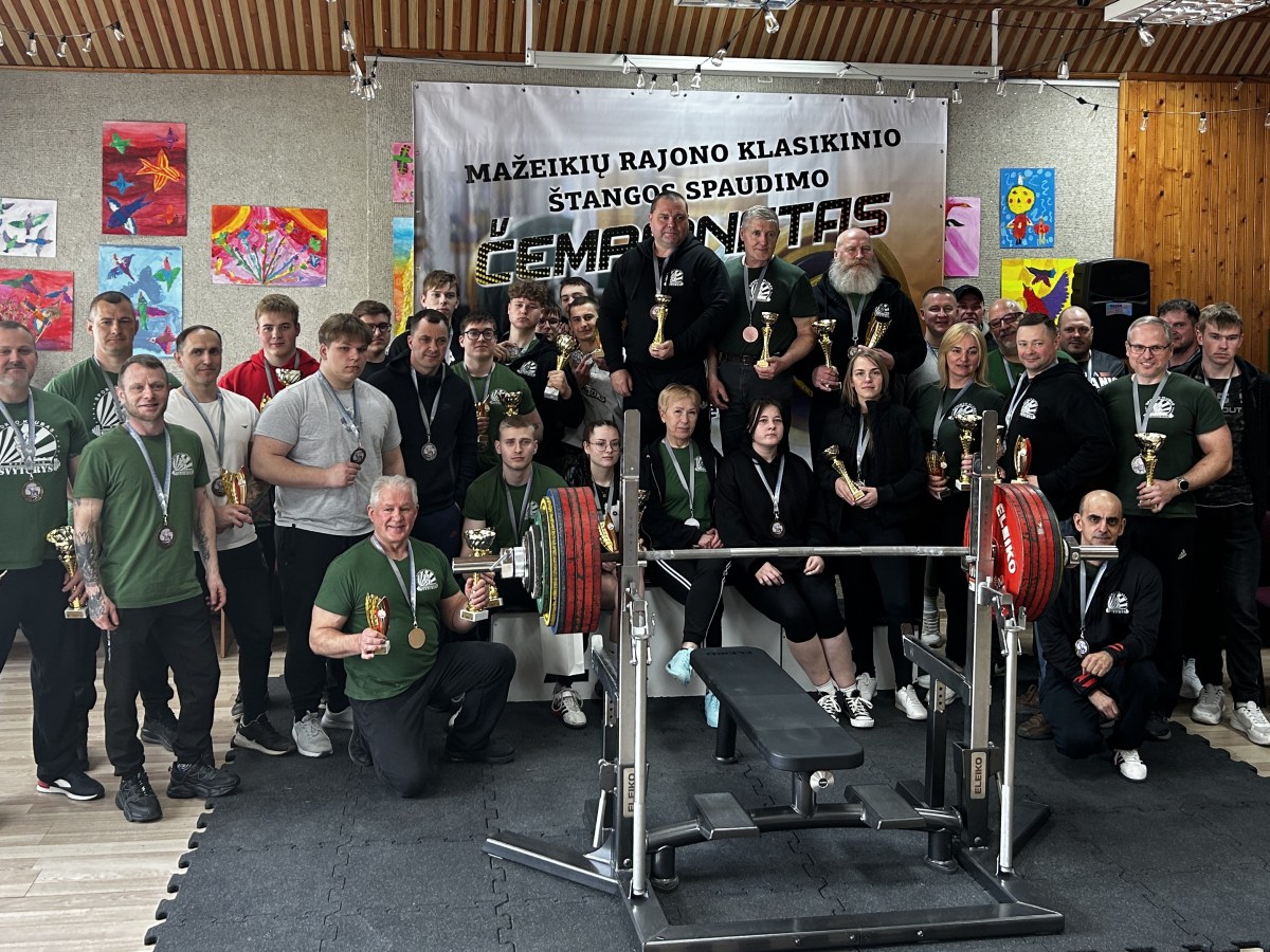Mažeikiuose įvyko 2025 metų rajono štangos spaudimo čempionatas